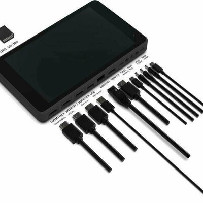 Monitor portátil preto com cabos USB e HDMI e cartões microSD