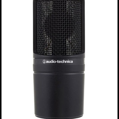 Microfone preto audio-technica com grelha metálica e corpo cilíndrico