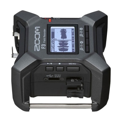 Gravador de áudio portátil ZOOM F3 preto com ecrã digital e botões