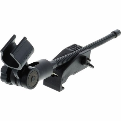 Suporte preto metálico com pinça e braçadeira ajustável em fundo branco