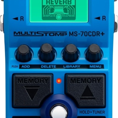 Pedal de guitarra Zoom MultiStomp MS-70CDR+ azul com ecrã digital e várias etiquetas de controlo