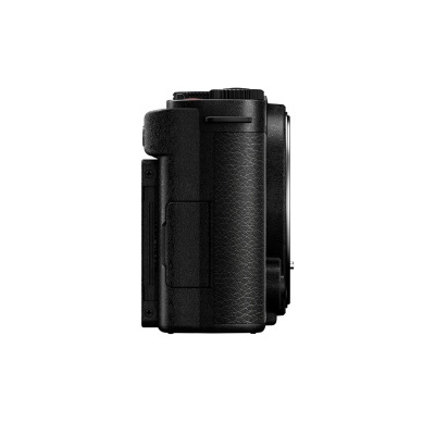 Câmara fotográfica preta vista de lado com textura rugosa na pega