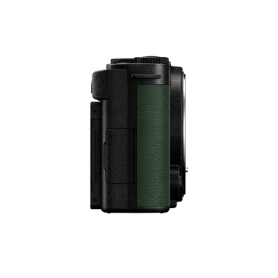 Câmara fotográfica compacta preta com parte lateral verde texturizada