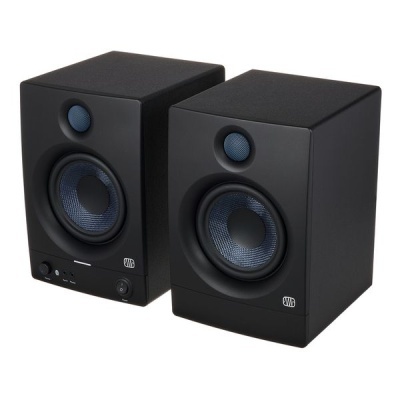 Par de colunas de som pretas com detalhes azuis