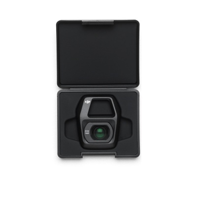 Câmara DJI Osmo Action 3 numa caixa preta acolchoada aberta