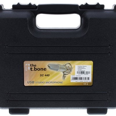 Mala preta rígida com pega e etiqueta de microfone t.bone SC 440