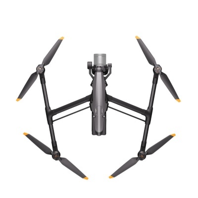 Drone cinzento com quatro hélices e câmera frontal visto de cima