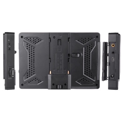 Dispositivo eletrônico preto com várias portas e botões