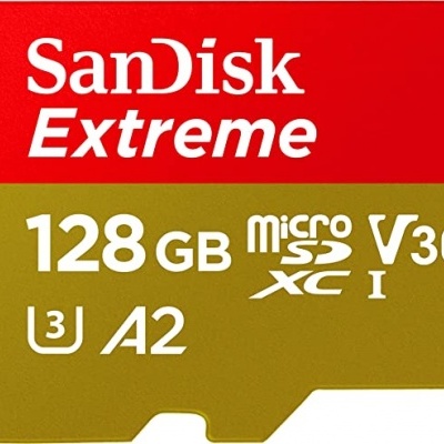 Cartão de memória microSD SanDisk Extreme 128 GB vermelho e dourado