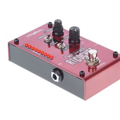 Pedal de efeitos para guitarra DigiTech WHAMMY Ricochet vermelho e preto com LEDs vermelhos