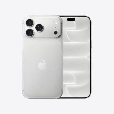 Smartphone branco Apple com três câmaras e ecrã frontal preto