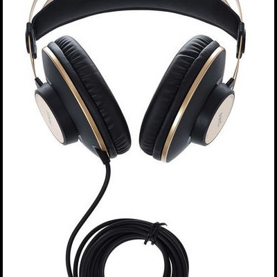 Auriculares over-ear com cabo e conector grande