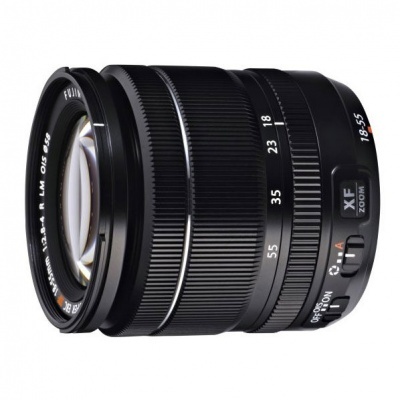 Lente zoom Fujinon XF 18-55mm f/2.8-4 R LM OIS preta com anéis e interruptores