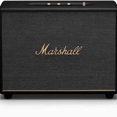Coluna de som Marshall preta com textura e logótipo dourado