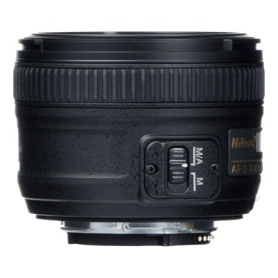 Objetiva fotográfica Nikon AF-S NIKKOR 50mm 1:1.8G preta