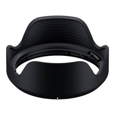 Parasol preto para lente com textura estriada interior e superfície lisa exterior