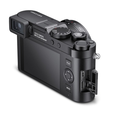 Câmara digital Leica preta vista de trás com ecrã e botões