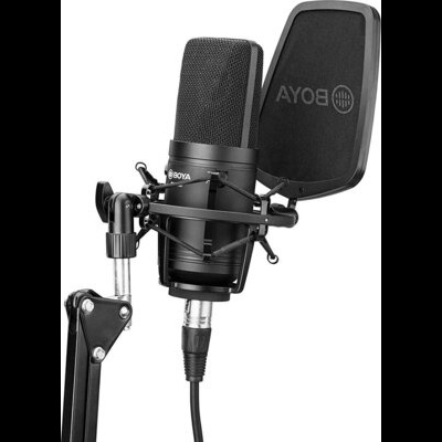 Microfone condensador preto com suporte e proteção pop filter BOYA