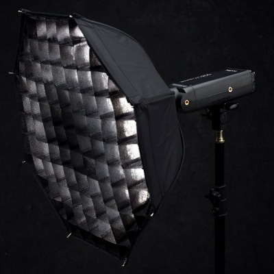 Equipamento de iluminação para estúdio fotográfico com softbox octogonal