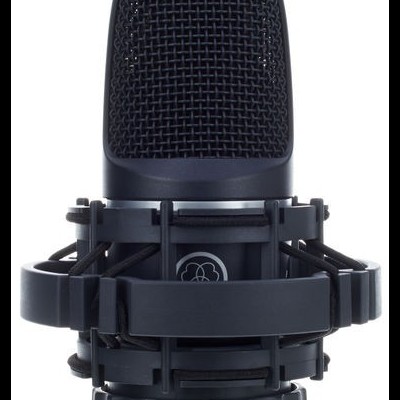 Microfone condensador preto C 3000 com suporte anti-vibração