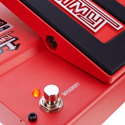 Pedal de efeito musical vermelho Whammy com botão metálico e LED