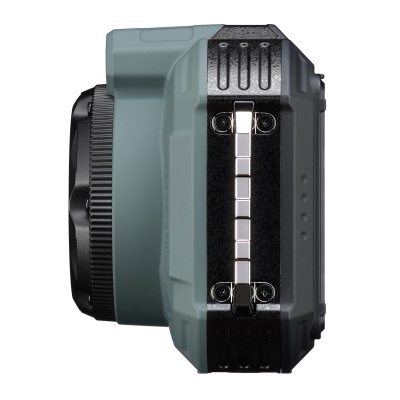 câmera digital compacta azul e preta vista de lado