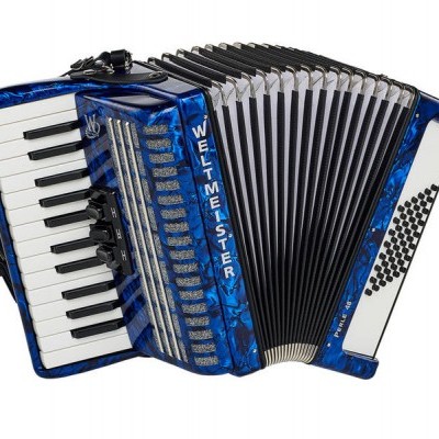 Acordeão azul marmorizado com teclas e botões pretos e brancos, marca WELTMEISTER visível