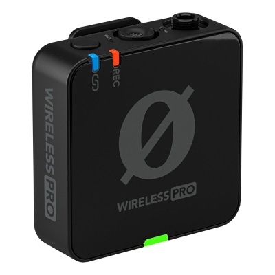 Dispositivo preto quadrado com botões coloridos e texto WIRELESS PRO