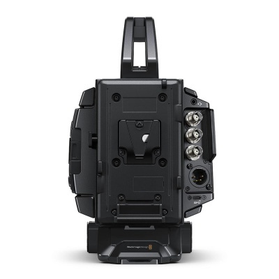 Câmara de vídeo preta vista de trás com conectores BNC e XLR