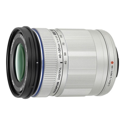 Objetiva Olympus Digital 40-150mm f/4.0-5.6 prateada com detalhes pretos