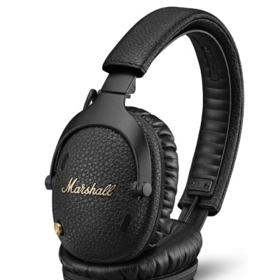 Auriculares Marshall pretos com textura de couro e logótipo dourado