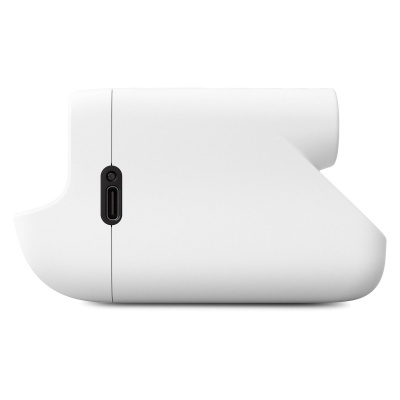 Dispositivo branco compacto com entrada USB-C preta