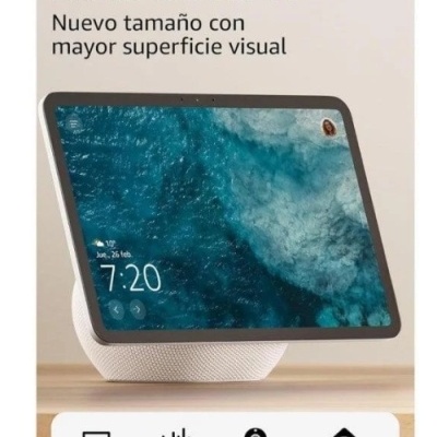 Echo Show 11 branco com ecrã de 11 polegadas mostrando imagem de mar