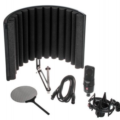 Conjunto de gravação com microfone, filtro pop, suporte, cabo e painel reflexivo de espuma preta
