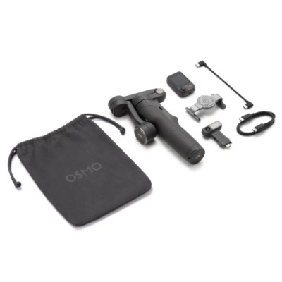 Conjunto de acessórios para estabilizador Osmo com bolsa preta e diversos cabos.