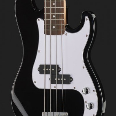 Guitarra elétrica baixo preta com escudo branco e quatro cordas