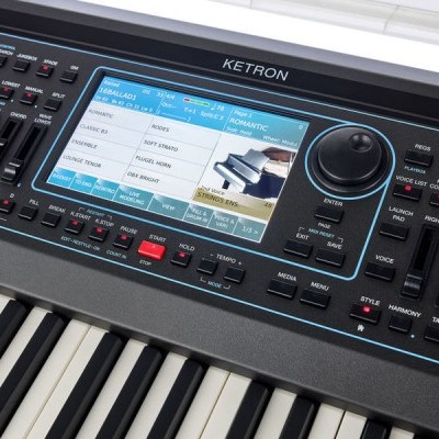 Teclado musical KETRON com visor digital e múltiplos controles
