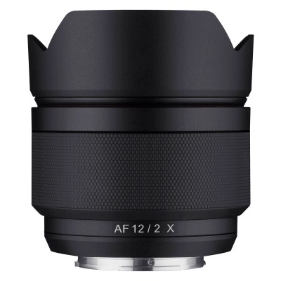 Objetiva fotográfica preta com texto AF 12 / 2 X