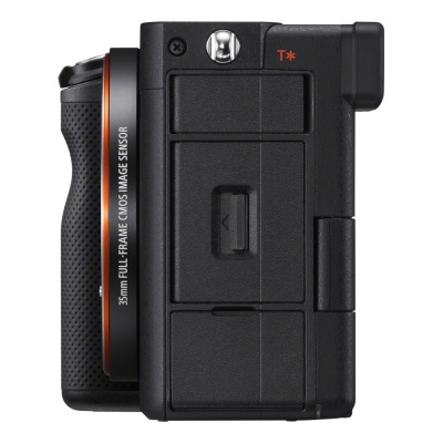 Câmara digital preta com sensor full-frame CMOS 35mm e detalhes laranja