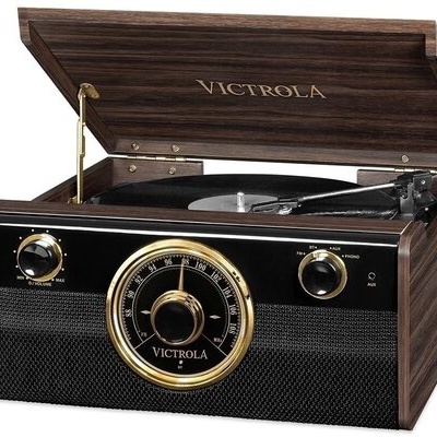 Toca-discos Victrola em madeira escura com mostrador dourado e tampa aberta