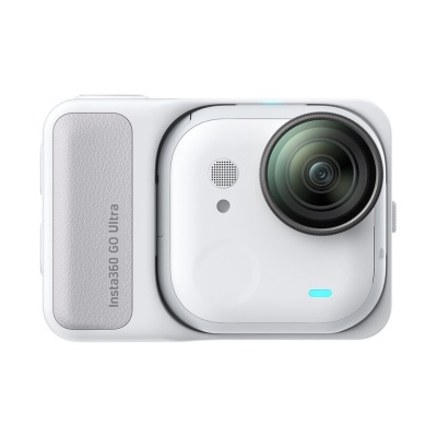 Câmara de ação branca Insta360 GO Ultra com lente grande angular.