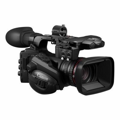 Câmara de vídeo profissional Canon preta com lente destacada e visor