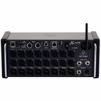 Mesa de mistura áudio digital Behringer X Air XR18 preta com entradas XLR e conectores USB e MIDI