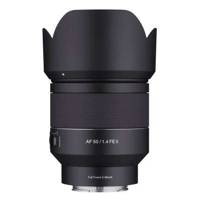 Objetiva fotográfica preta AF 50 / 1.4 FE II com petala e montagem metálica