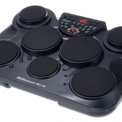 Bateria eletrónica portátil Millenium MD-90 preta com pads circulares e painel digital