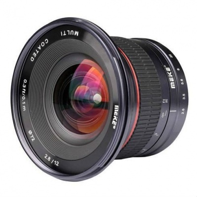 Objetiva fotográfica Meike 12 mm f/2.8 com revestimento MULTI COATED e anel texturizado