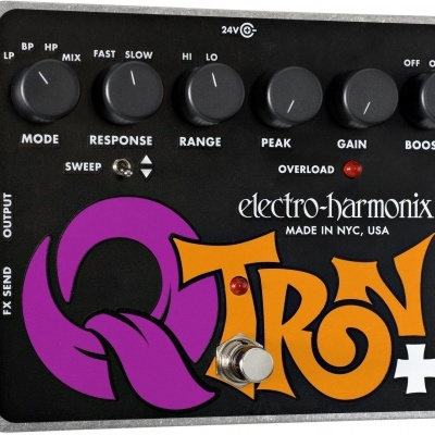Pedal para guitarra Electro-Harmonix Q-Tron+ com botões e texto em caixa metálica