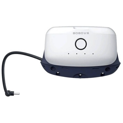 Dispositivo eletrônico branco e preto com botão circular e texto BOBO VR