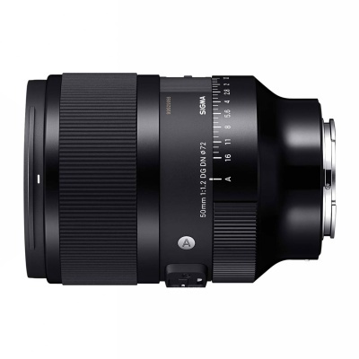 Objetiva fotográfica SIGMA 50mm F1.2 DG DN | C preta com anéis de ajuste e marcações visíveis