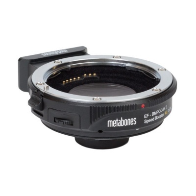 Adaptador Metabones EF - BMPCCIV Speed Booster XL preto com detalhes prateados
